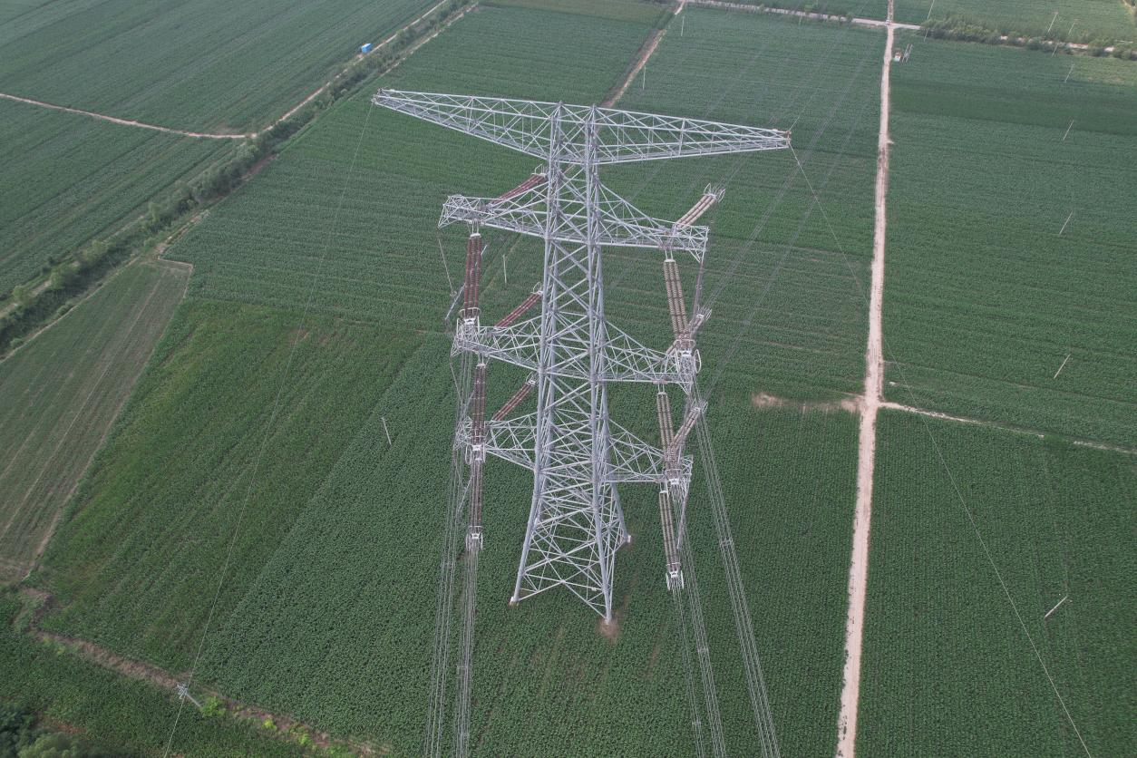 1000kV��Ȫ�񡢢���Ǩ�Ĺ���