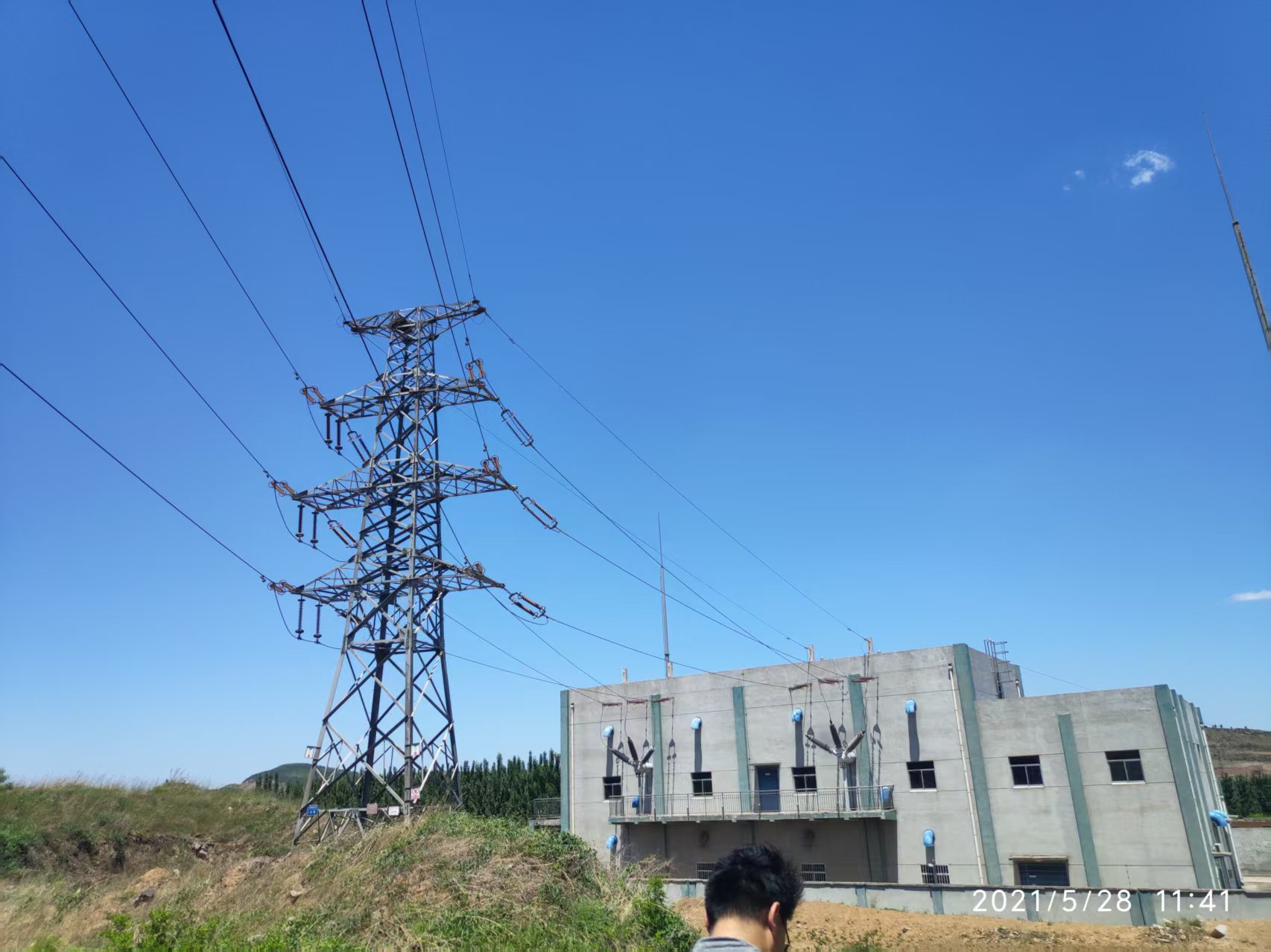 ��Ϋ�����漰220kV�����¸�ѹ��·Ǩ�Ĺ���